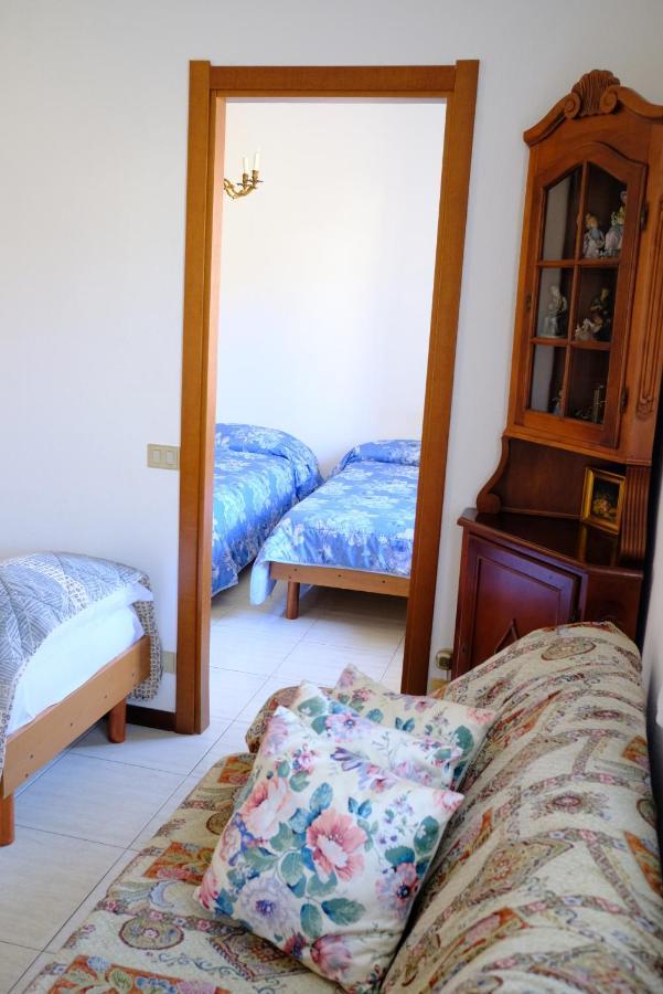 Hotel Il Canneto Porto Ceresio Exterior photo